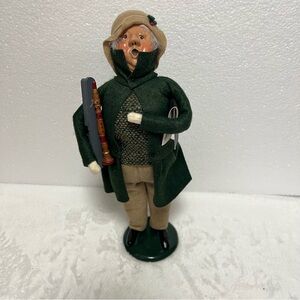 Byers’ Choice Caroler Figurine Musician Man with Instrument 1989 please read.